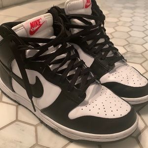 Nike dunks high top in size 7 *sold out!